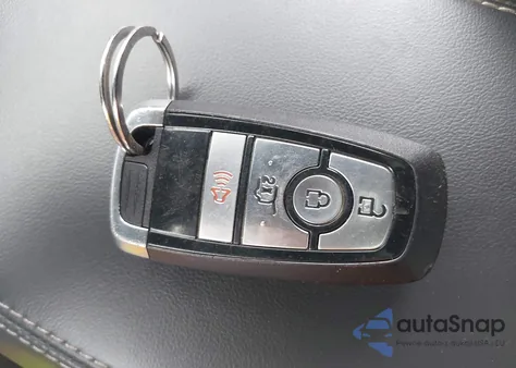 2023 Ford Mustang Mach-E Premium z USA, uszkodzony, nr VIN 3FMTK3SU3PMA61354